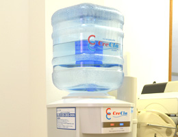 水飲み器